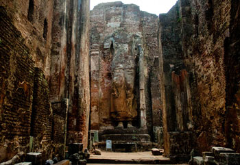 Travel Sri Lanka Polonnaruwa